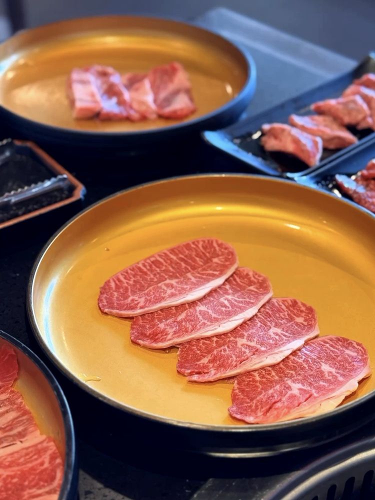 Ushiya Grill - Traditional Japanese Donburi Bowls